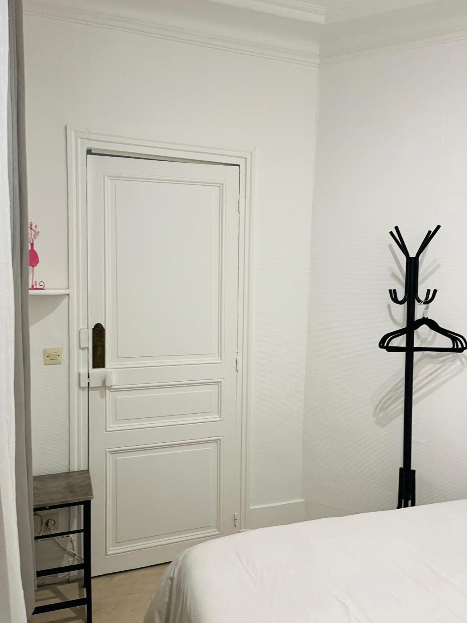 Apartment In Montmartre, Paris, Near Sacre-Coeur Read Host Profile For Booking Dış mekan fotoğraf